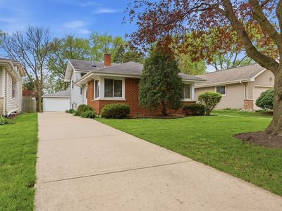 228 S Milton Ave, Glen Ellyn, IL, 60137