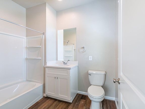 3rd image of 111 Park Place Cir #B