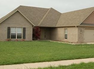1101 Griffin Ln, Pea Ridge, AR 72751