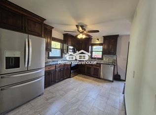 810 3rd Ave E, Shakopee, MN 55379