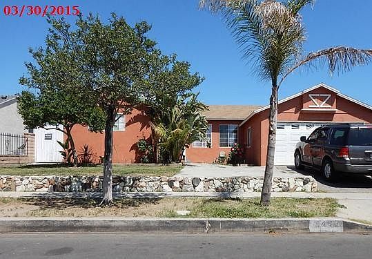 1st image of 9460 Woodale Ave