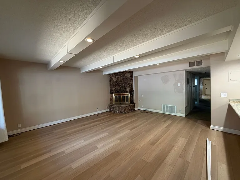 1128A Herbert Ave — Photo 10
