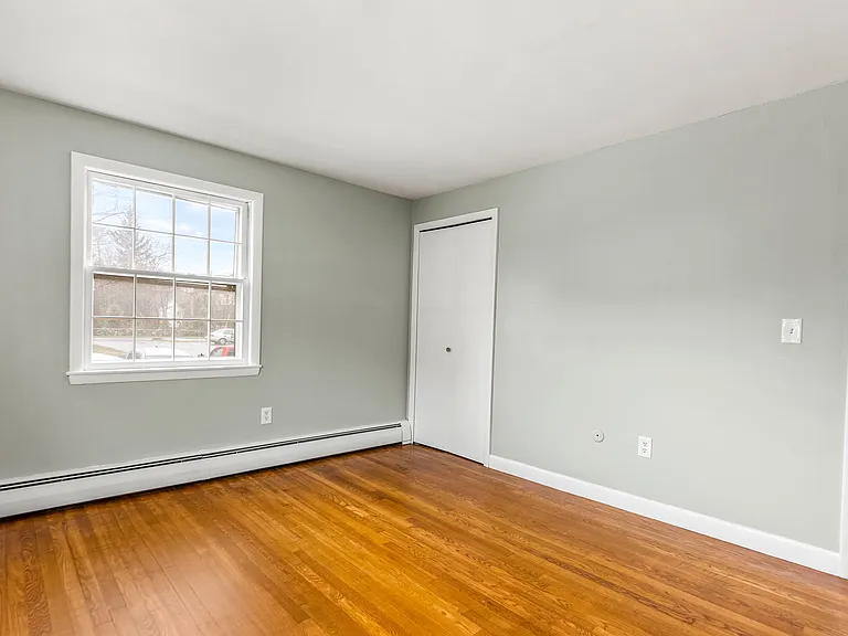 3 Elaine St #33 — Photo 20