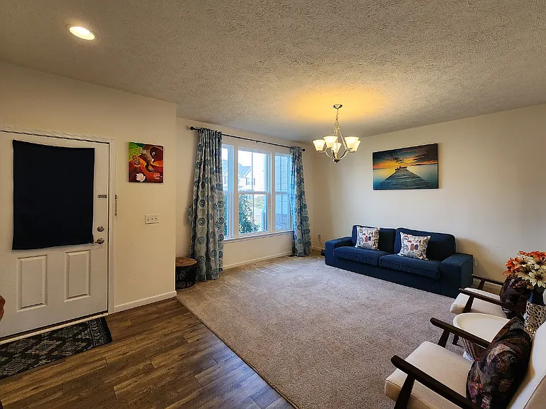 7014 Emerald Bay Ave NW — Photo 4
