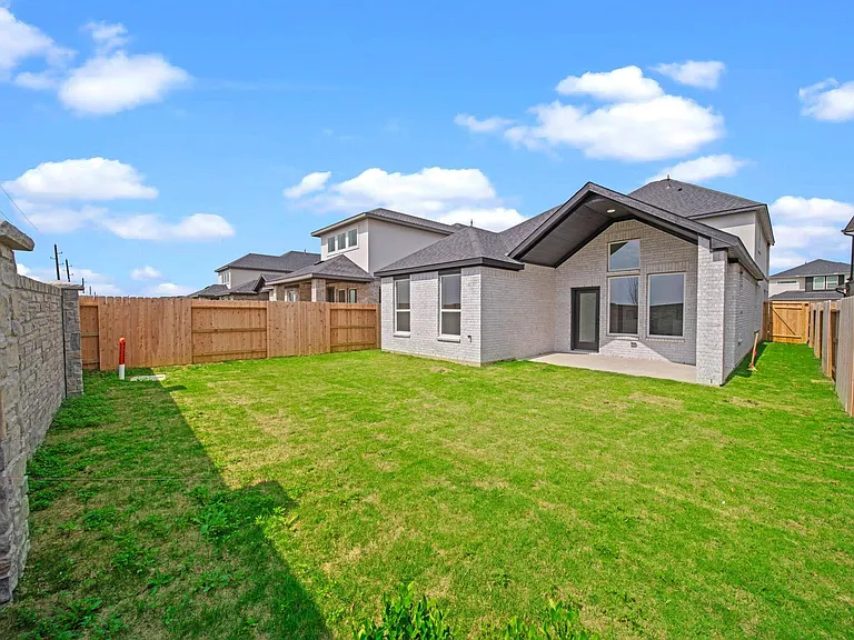 21643 Lampeter River Ln — Photo 31
