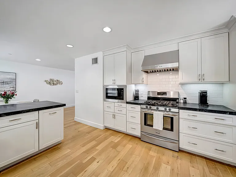 20 Anchorage St — Photo 22