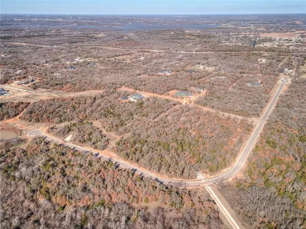 10301 NE 131st St #11, Edmond, OK 73013