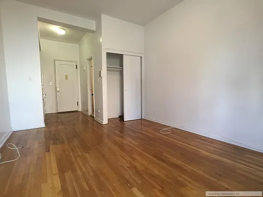 Rented by Sovereign Associates | media 15