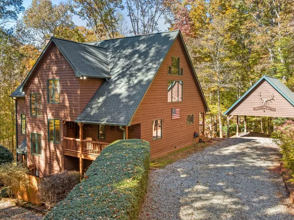 1010 Meadowview Rdg, Clarkesville, GA 30523