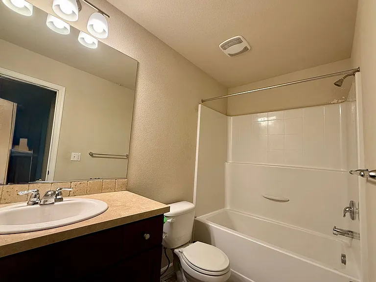 17222 SW 120th Pl — Photo 7