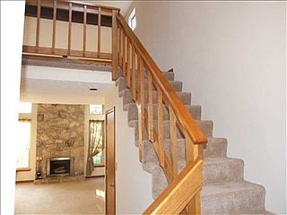 5th image of 7443 Charrington Ct