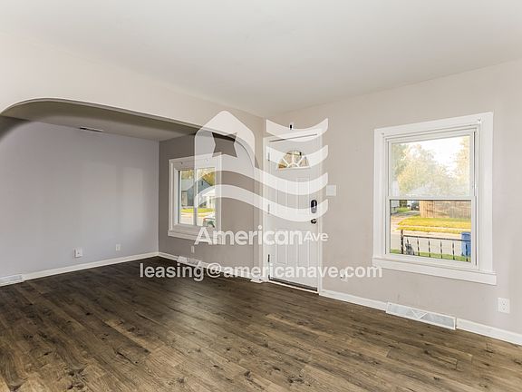 3-Living Room