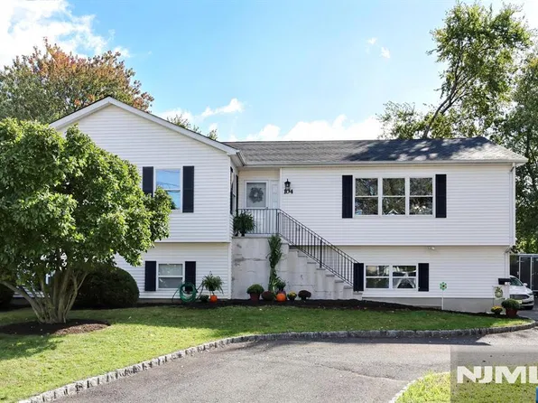 104 Bradford Avenue, Little Falls, NJ 07424