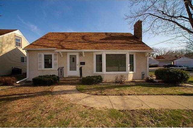 1st image of 1396 Larpenteur Ave W