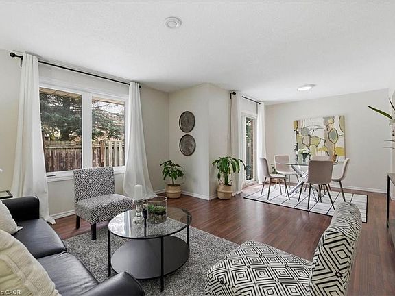 5th image of 375 Kingscourt Dr #42