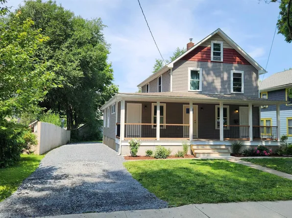 17 N Manheim Boulevard, New Paltz, NY 12561