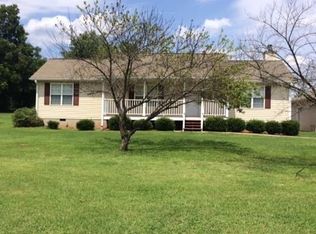 207 Corleys Dr, Locust Grove, GA 30248