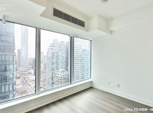 8 Wellesley St W #3508, Toronto, ON M4Y1E7