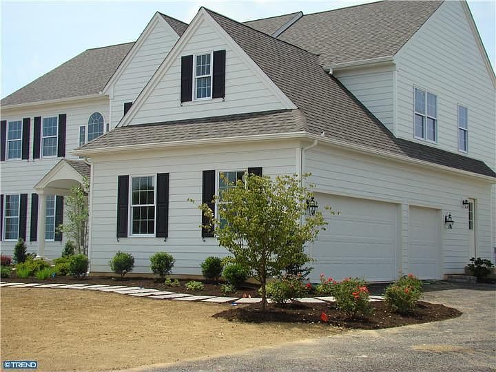 2nd image of 111 Hidden Pond Way