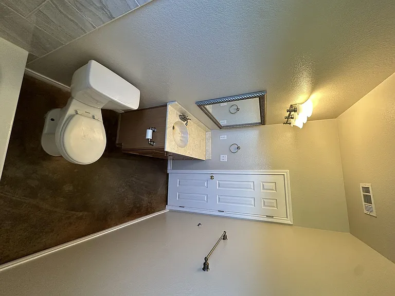 1640 NE County Road 228 #B — Photo 4