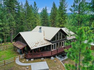 31 Rainbow Rdg, Garden Valley, ID 83622