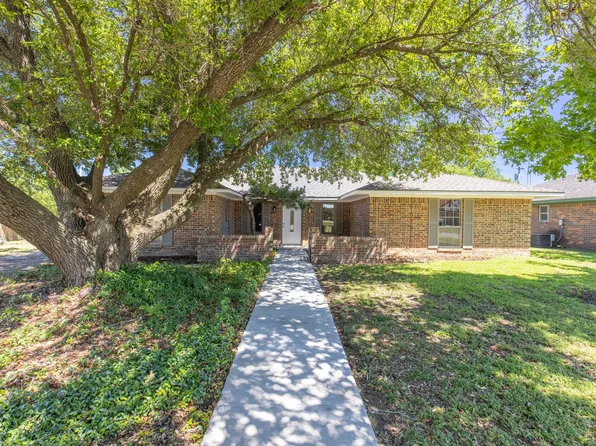 5505 Greenbriar St, Greenville, TX 75402