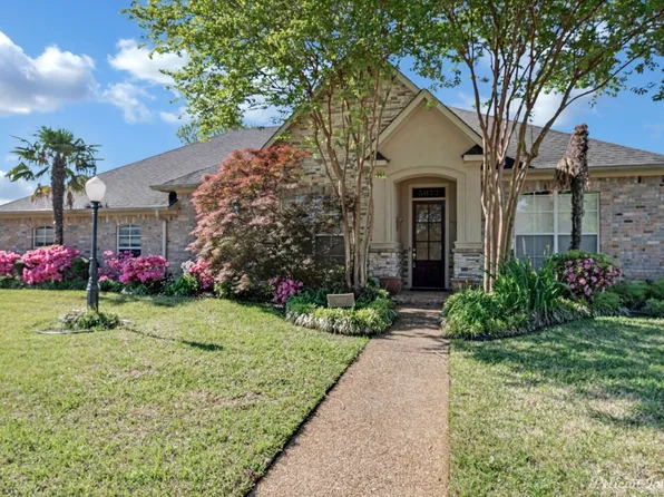 5072 Longstreet Pl, Bossier City, LA 71112