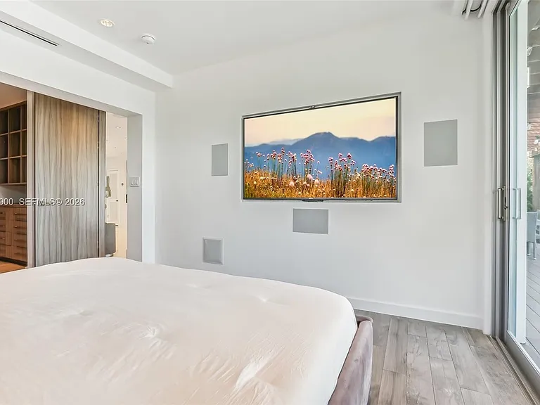 1231 Stillwater Dr — Photo 58