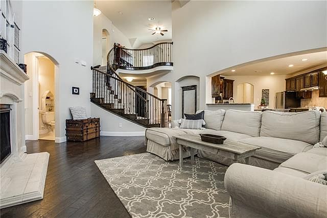 1st image of 1612 Bradford Grove Trl