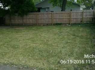 32 E Mahan Ave, Hazel Park, MI