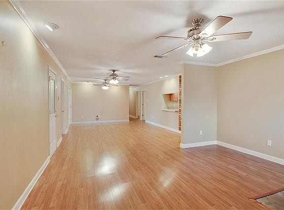 3rd image of 2321 S Friendship Dr