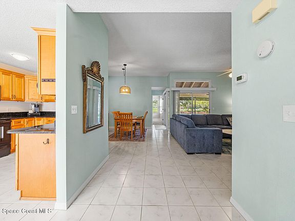 5th image of 763 Pine Island Dr