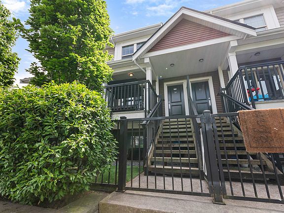 3rd image of 2799 Allwood St #24