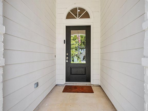 5th image of 6913 Gentle Breeze Dr