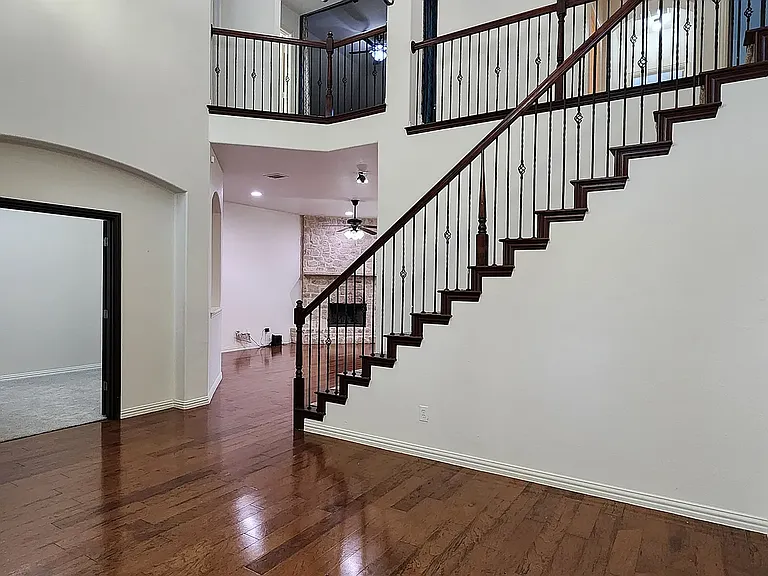 5604 Belton Ln — Photo 17