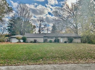 1015 E Adams Dr, Franklin, IN 46131