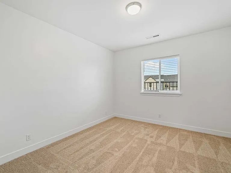 5651 S Garnet Dr — Photo 13