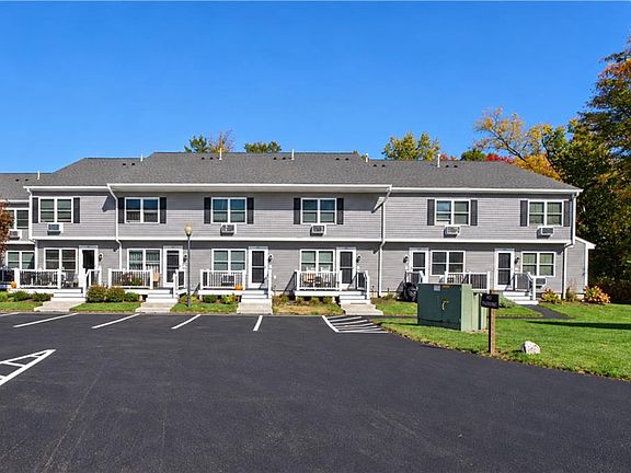 2nd image of 200 Post Rd APT 311