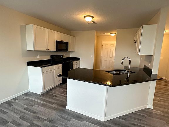 2nd image of 1119 Harbor Dr
