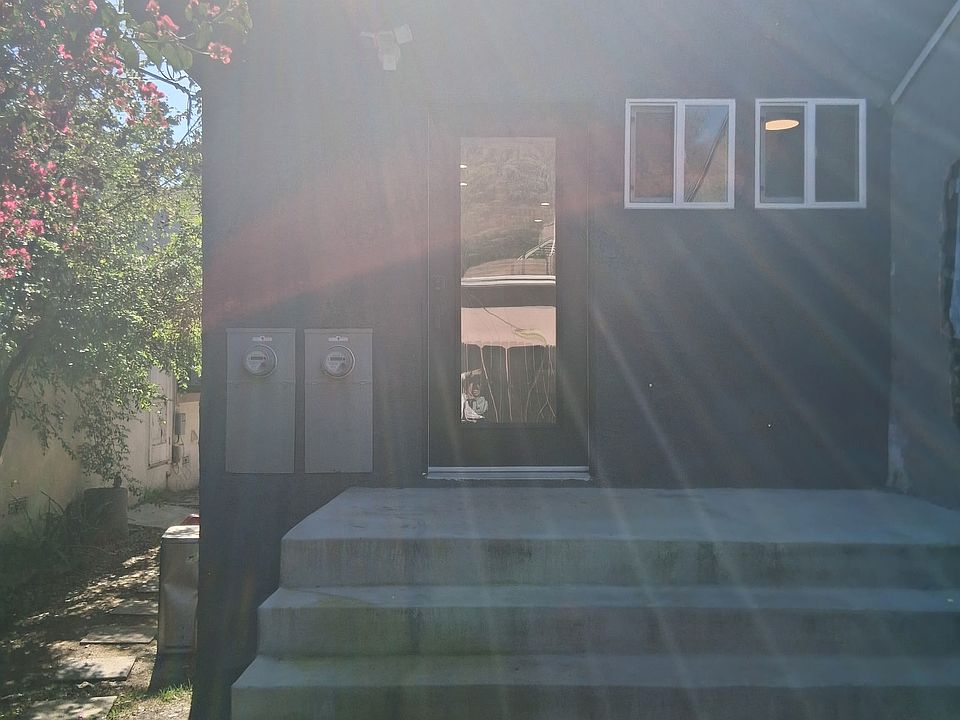 1st image of 4218 Sawtelle Blvd #4218