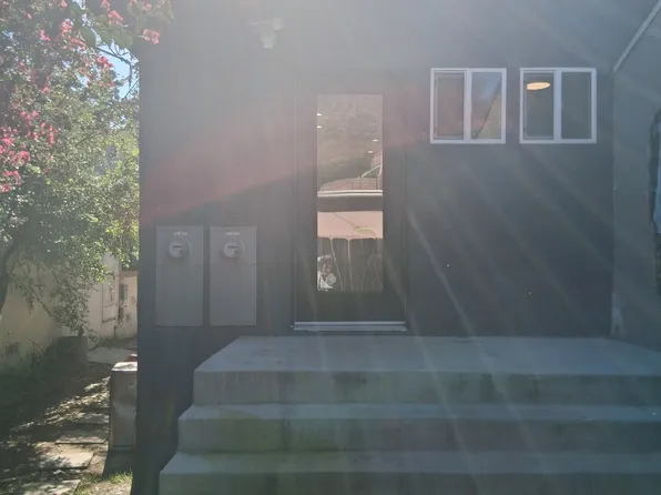 4218 Sawtelle Blvd #4218, Culver City, CA 90230