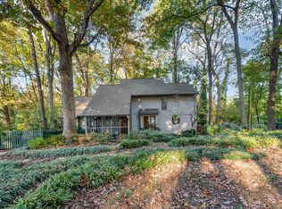 2900 Sylvania Dr, Raleigh, NC 27607