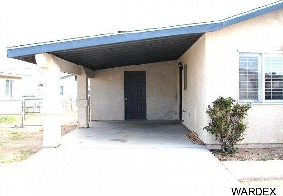 3rd image of 2633 Louise Ave