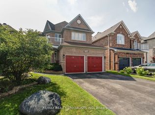 3268 Topeka Dr, Mississauga, ON L5M 7V1