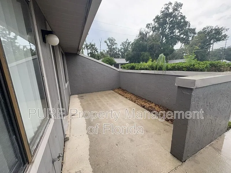 1 bed, 1.0 bath, $1,025 — Photo 2