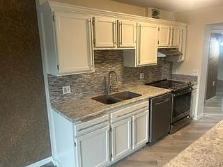 3rd image of 6615 Lake Shore Dr S APT 314
