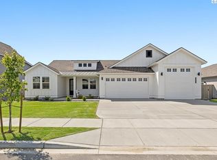 2853 Avrio Ave, Richland, WA