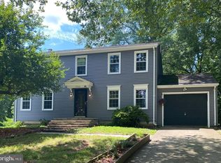 15306 Whispering Glen Ct, Centreville, VA 20120