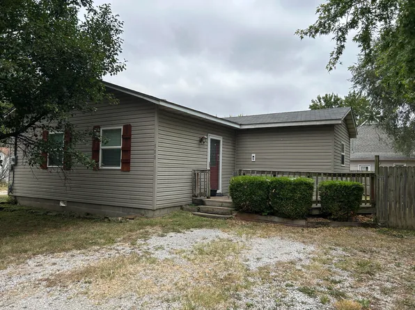 500 S College Street, Stockton, MO 65785