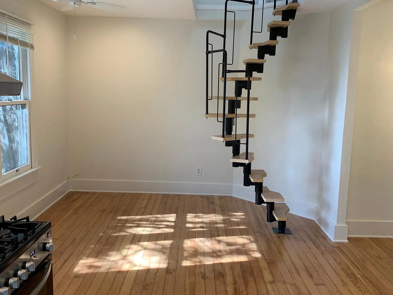 1244 E Florida St — Photo 3